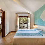 Petri Marini 3*