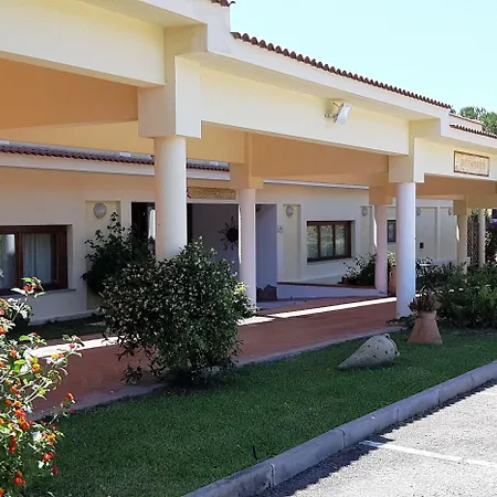 Petri Marini 3* Aglientu