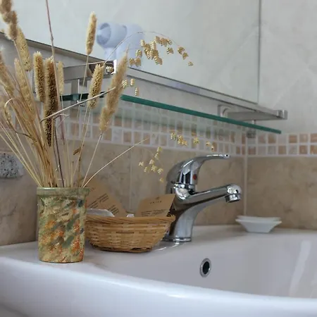 Petri Marini 3* أغلينتو