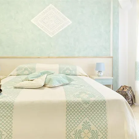 Petri Marini Hotel Aglientu