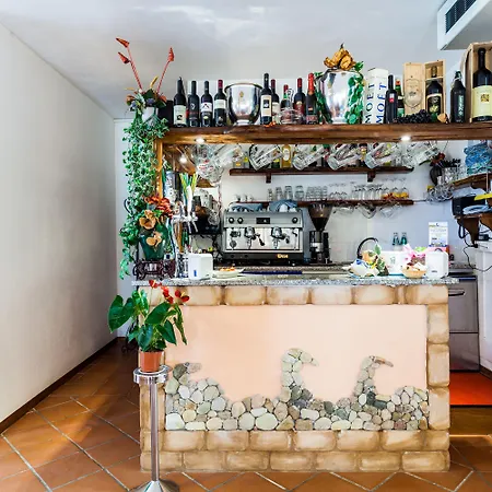 فندق Petri Marini