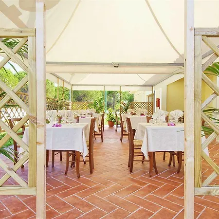 Petri Marini Hotel