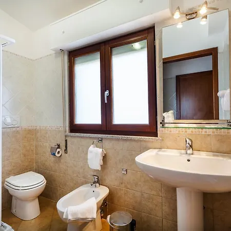 Hotel Petri Marini 3*