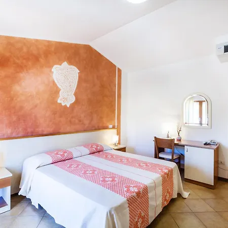 فندق Petri Marini 3*